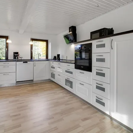 Lokke - 19km From The Sea By Interhome Skærbæk